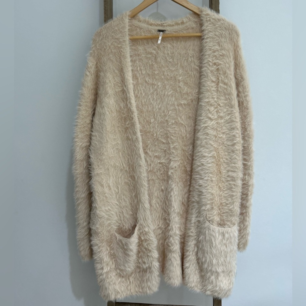 Free People Faux Fur Oversized Cardigan Pockets Sand Cream Tan Size XS Bohemian